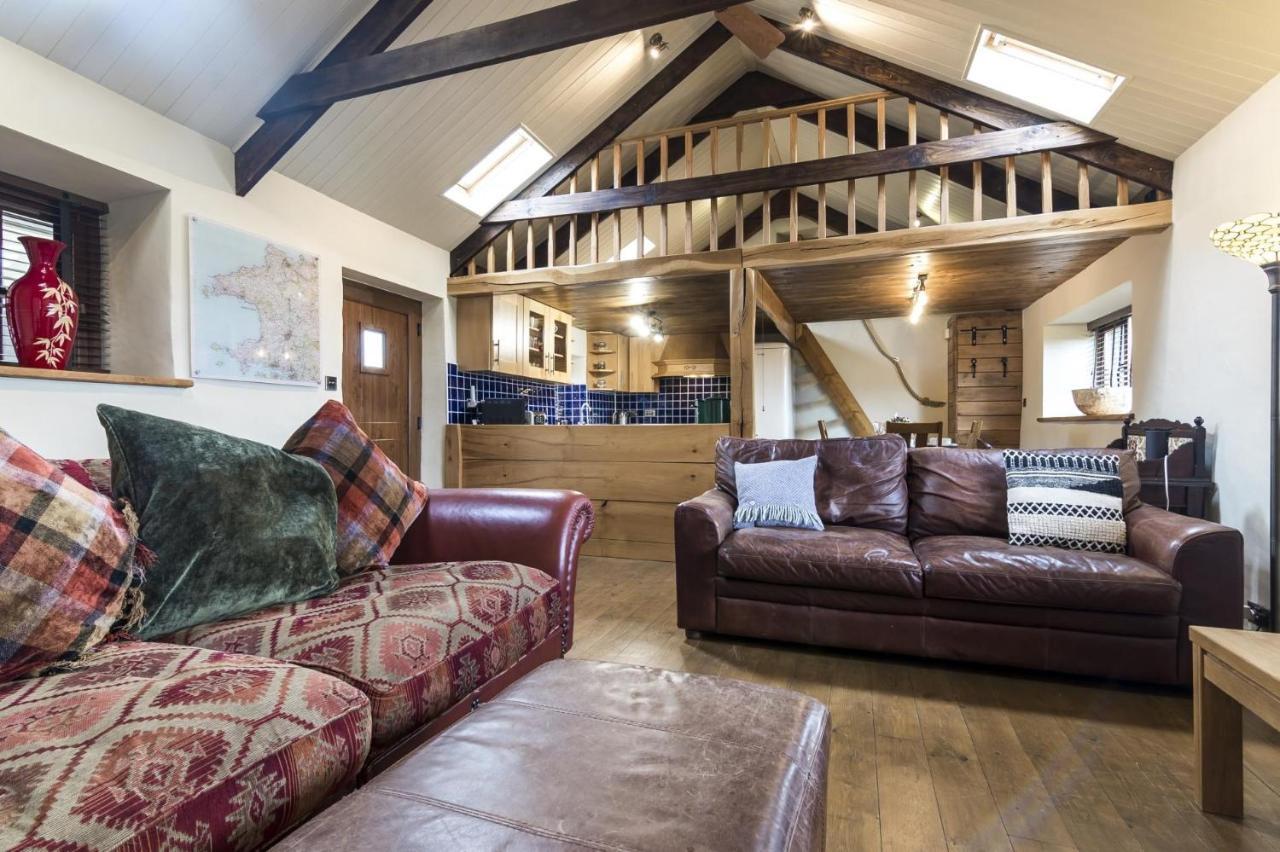 Foxglove - Luxurious Barn Conversion - Blossom Farm Johnston Εξωτερικό φωτογραφία