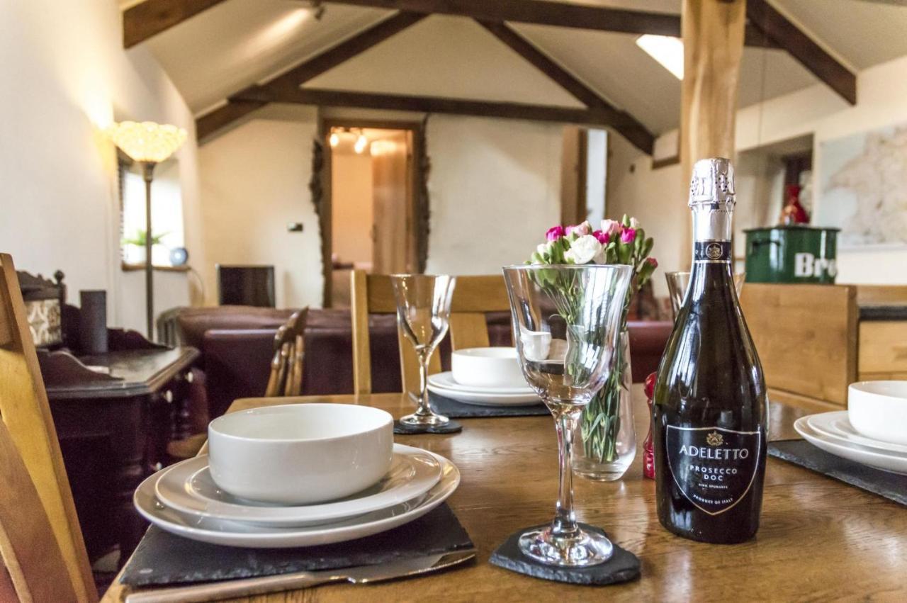 Foxglove - Luxurious Barn Conversion - Blossom Farm Johnston Εξωτερικό φωτογραφία